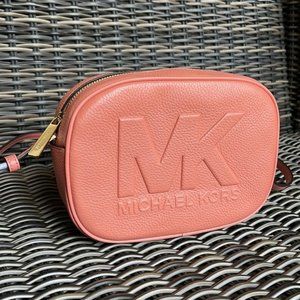 MICHAEL KORS Jet Set Medium Embossed Pebbled Leather Crossbody Bag Sherbert